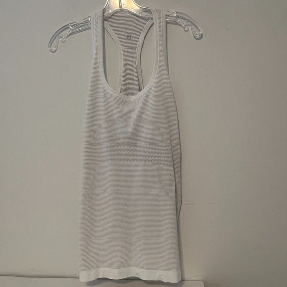 Lululemon Run Swiftly Racerback White 12 NWOT - Picture 10 of 12